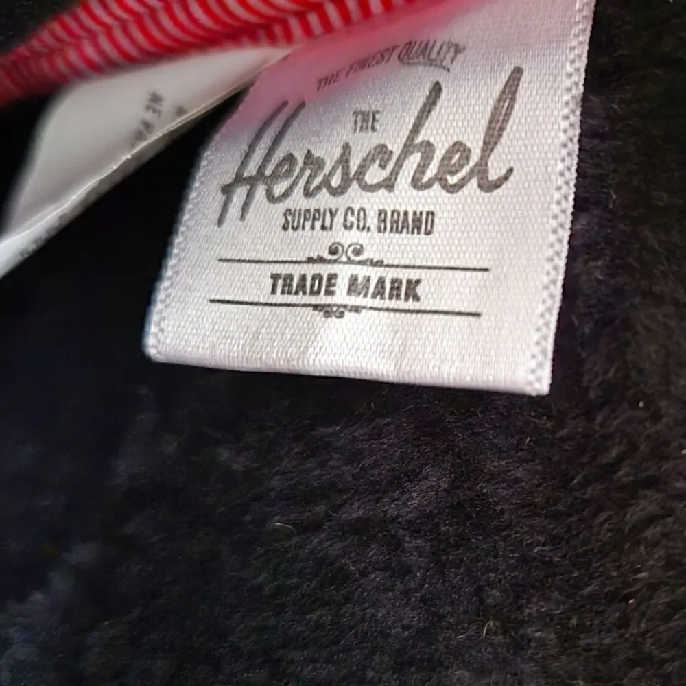 EC THE HERSCHEL SUPPLY CO. ANCHOR LAPTOP/IPAD SLEEVE